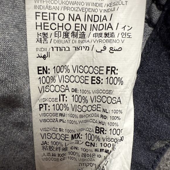 RVCA Button Down Shirt Mens Medium Navy Floral Short Sleeve Easy Fit Skater Surf - Picture 3 of 6